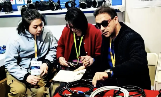 学子故事丨魏子杰：从口译实验室到国际舞台，用翻译连接更广阔的世界